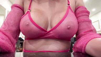 Artemisia Love bounces her perfect Italian tits at the club while showing off her natural bouncing boobs