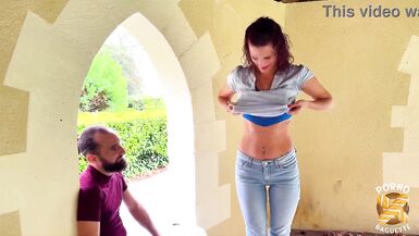 Muhteşem MILF Monyca, arzuladığı şeyi elde etti: sert bir sikiş!