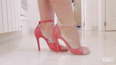 Kathia Nobili flaunts her sexy feet and cums hard - 11 image