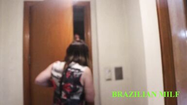 Stepmom Erick Rosa watches me take a big one in the shower without protection - 1 image