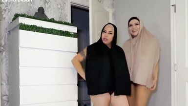 Curvy Stepdaughter & Busty MILF in hijab share a hard dick in hot threesome action - 4 image