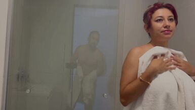 Big-titted Mexican MILF Letzy Lizz and Andres Acosta talk dirty behind the scenes - 6 image