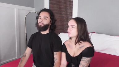 Veja essas milfs gostosas implorando por sexo selvagem enquanto têm suas bocetas apertadas detonadas por um garanhão dotado - 6 image