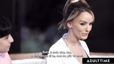 Le beau-fils ne résiste pas à baiser la chatte serrée de Pristine Edge toute la nuit - Sous-titré italien