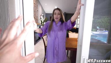 Angelica Sky & Leo Valentino get dirty with their hairy pussies in POV