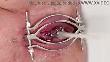 Watch MILF Very Strong stream pissing compilation featuring Pierced Pussy, Aqua Pola, and other kinky pee lovers - 8 image