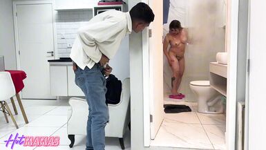 Watch Samira Summer & Novinho Dotado 2 take turns in a hot threesome with a cum-hungry Latina.