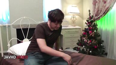 Mika Hatori ne résiste pas à la grosse queue de Takechi et en redemande sans arrêt