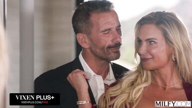 Phoenix Marie's cuckold hubby films her getting wild while she gets her BBCs licked and eaten - 3 image