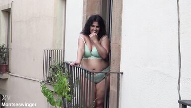 Montse Swinger, the dirty MILF neighbor, gets down and dirty with her big booty neighbor - 3 image