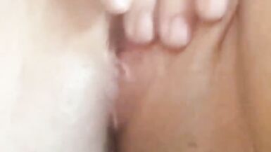 Kinky Swedish MILF goes wild with her dildo