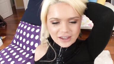 Alexis Ford takes a hard anal pounding and gets a cumshot in her mouth - 3 image