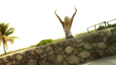 Platinium Charm & Brannon Rhodes team up to give a stunning MILF Ashley Starr a hard fuck and a juicy creampie