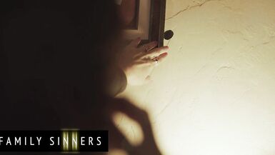 Stepson gets a sneak peek of Penny Barber's shaved pussy & wet pussy while she's alone - 6 image