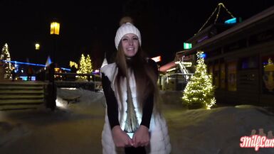 Kinuski, superbe MILF scandinave, veut du sexe anal avec son mec