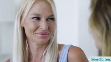 London River & Millie Morgan get down and dirty with each other's asses and wet pussies