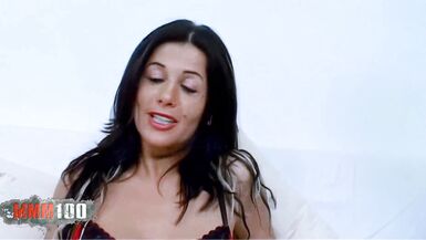 Guarda la sexy MILF rumena Soraya Rico prendere il cazzo duro di Terry Kemaco in una sessione anale selvaggia - 2 image