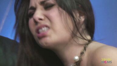 Cyrus King & Holly West get their big tits and tight holes licked by their office receptionist