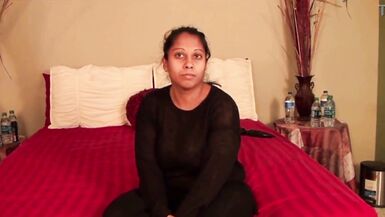 Veja essas MILFs safadas e gatas gostosas tendo suas bocetas apertadas detonadas por negões - 8 image