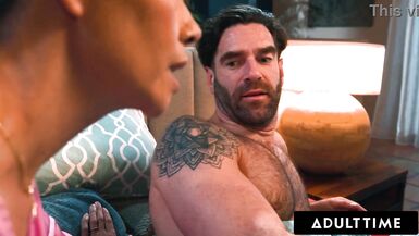 Stepbae Ken et Stepbro Alexia surpris en pleine action : MILF Dana Vespoli and le jeu sexuel crade du beau-frère ! - 7 image