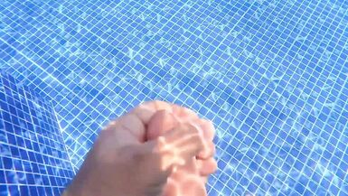 Alevalsex & Dweybigass get a real ass pounding in the pool