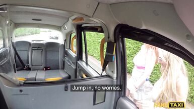 Dirty Dog, Princess Paris & Stacey Saran get wetter than ever before in public 3way action