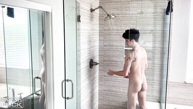 Sienna Harper's tight Latina ass takes Eric Trooper's deep throat pounding