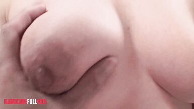 Hiroko and Kei : Solo plaisir chatte et teasing de clito dans une MILF japonaise chaude