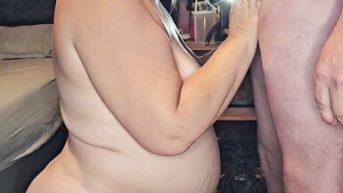 Watch Redheadcreampie420, the pregnant big-tit milf, suck and blow like a pro