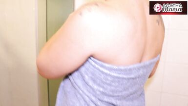 Regarde Cintia Lara payer son loyer avec son cul serré et sa chatte serrée en mode surprise avec ma MILF chaude et locataire ! - 6 image