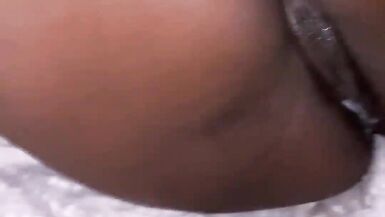 La milf ebony bollente di Pussydeblack e Orgyguy2 gocciola di crema