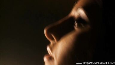 Watch India, the desi MILF, strip down and dance sensually in HD