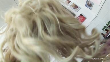 Chloe Delaure, Carly Parker, Amy Anderssen & her friend join in on kitchen fun with a group of guys