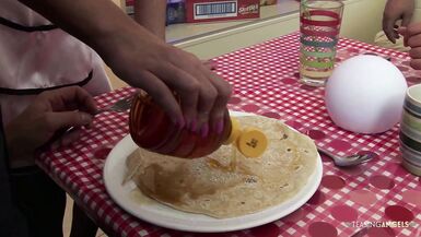 Chloe Delaure, Carly Parker, Amy Anderssen & her friend join in on kitchen fun with a group of guys