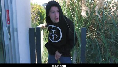 Penny Archer's Pervy Young Neighbor Gives Her a Wild BJ & Cums in Mouth