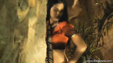 Compilation érotique de MILFs Bollywood : grosse poitrine, brunes, desi et musique orientale. - 2 image