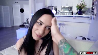 Ma belle-mère portoricaine ma aidé à développer mon endurance - 4 image