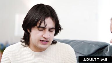 Stepson's Curious Stepmom Rachel Ramsey Tempted Into First Straight MILF Adventure With Elias Cash