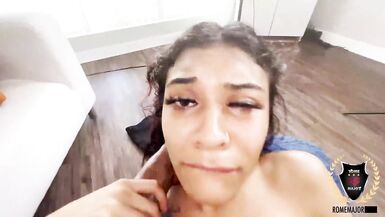 Petite brune MILF Reina Heart et Rome Major se font remplir la chatte serrée par des BBC et des creampies !