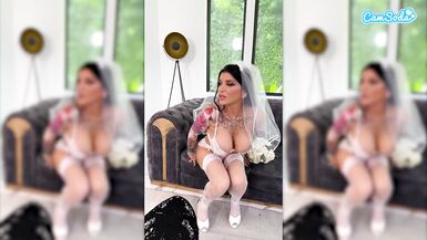 Большие натуральные сиськи Роми Рейн подпрыгивают, пока она трахается в первую брачную ночь: мокрый минет, наездница и конча на большой