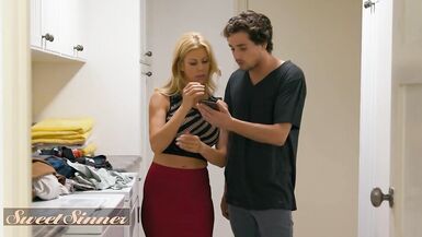 Alexis Fawx & Tyler Nixon take turns licking and fucking each other's wet pussies