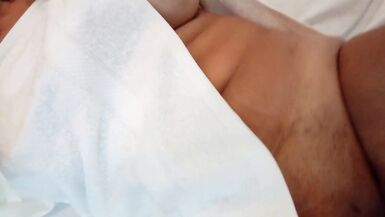 Maria Culona's stunning curves bounce as she shows off her sweet latina pussy