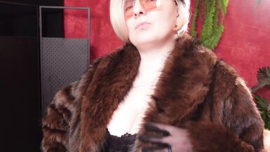 Watch Mycurves, the hot solo girl, in her fetish collection, flaunt her big tits and get naughty