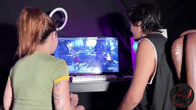 Ey Tulipa ve Lady Milf: Mortal Kombat maçını kaybeden soyunup dövmelerle aşağılanmalı