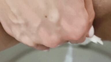 Farfalla-Lover dreht mit Pisse in POV-Hausfrauen-Compilation völlig durch