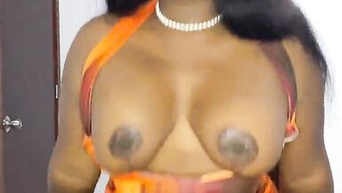 Stepmom Jean Juega gets her tight pussy drilled on the beach by Andrea Ortiz - 12 image