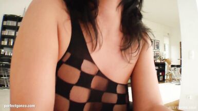 MILF safada Bell encara uma foda selvagem no Milf Thing