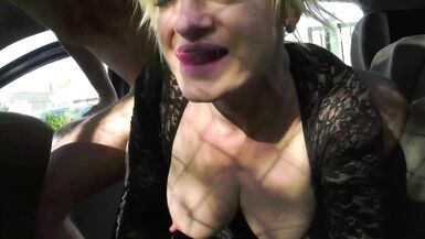 Hpg Acteur & Doryann Marguet share a ride in a hot car threesome