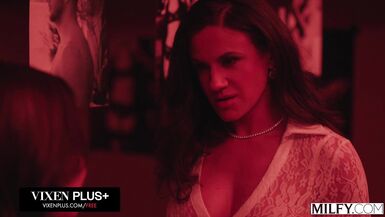 Penny Barber and Rissa May share a hard cock in hot MILF threesome action