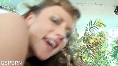 Gorgeous Brunette MILF Leslie Taylor gets her tight asshole pounded with deep anal penetration - 15 image